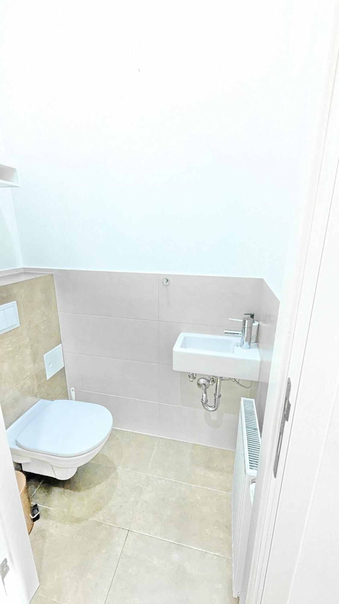 Apartament Cozy Apartment- 5 Minutes To Danube River Wiedeń