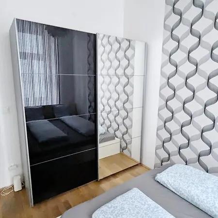 Cozy Apartment- 5 Minutes To Danube River Vienna Exterior photo